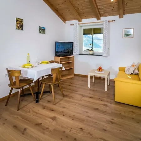 Mareinhof - Urlaub Auf Dem Apfelbauernhof Apartment Parcines